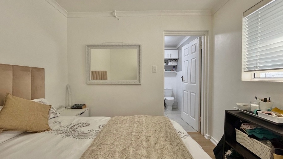 1 Bedroom Property for Sale in Plumstead Western Cape